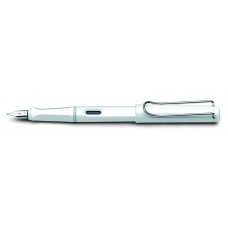 Safari White Fountain Pen